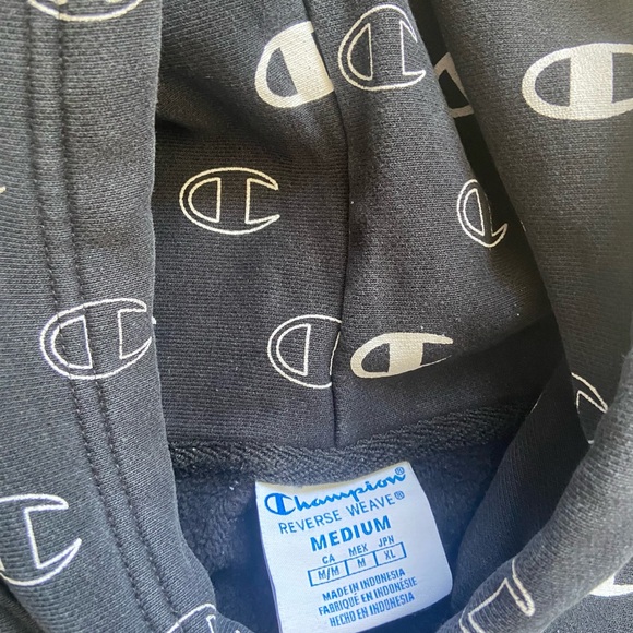 CHAMPION hoodie - Picture 2 of 2